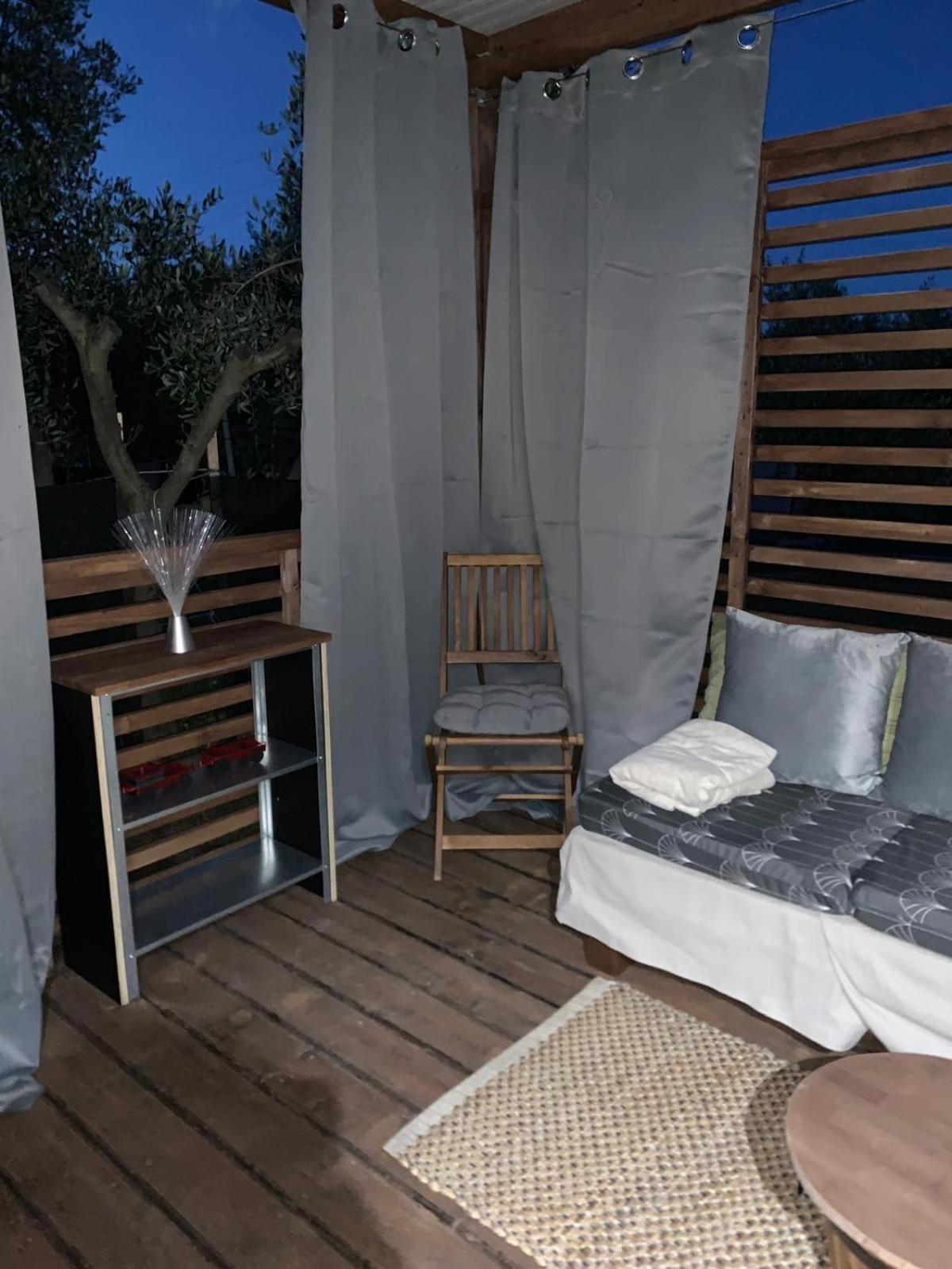Hotel Large Camper In The Olive Grove Banjole Exterior foto
