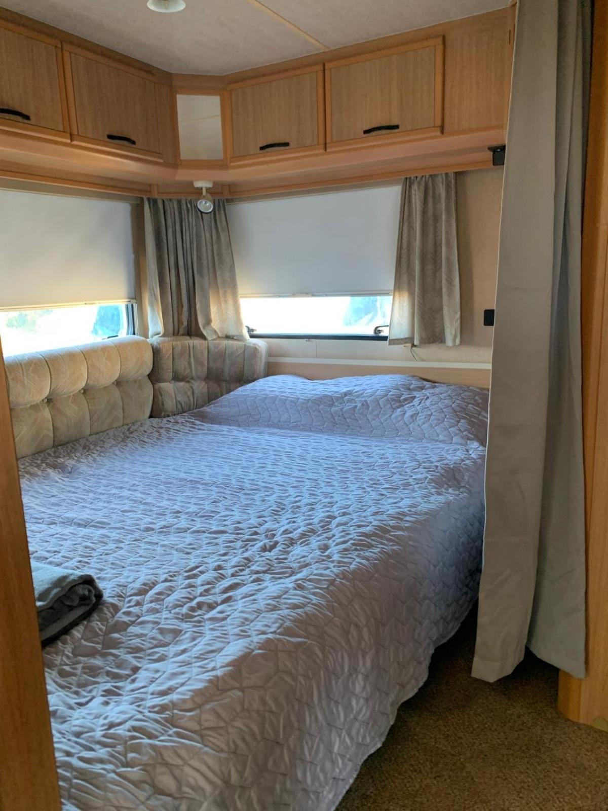 Hotel Large Camper In The Olive Grove Banjole Exterior foto
